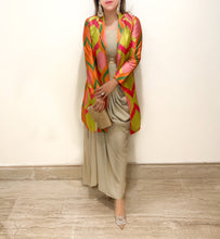 Load image into Gallery viewer, Gul Blazer Sari
