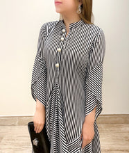 Load image into Gallery viewer, Stripes Drape Tunic
