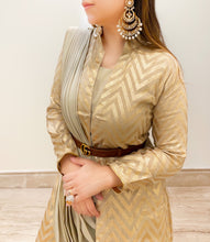 Load image into Gallery viewer, Golden Chevron Sari

