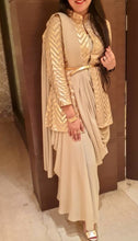 Load image into Gallery viewer, Golden Chevron Sari
